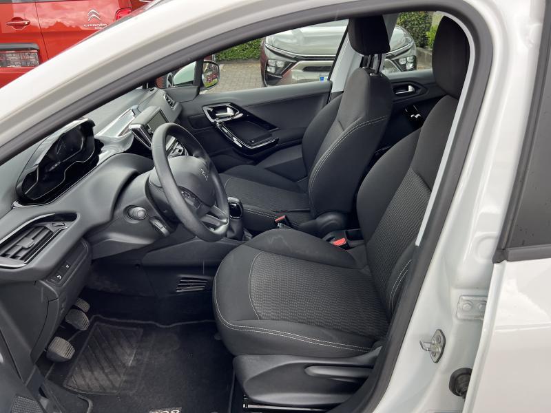 Image of Peugeot 208