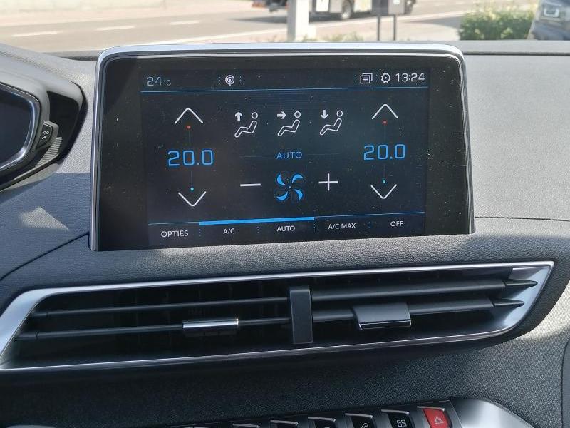 Image of Peugeot 5008