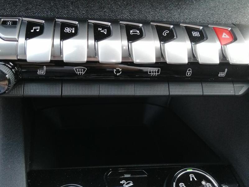 Image of Peugeot 5008