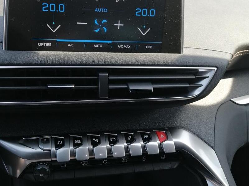 Image of Peugeot 5008