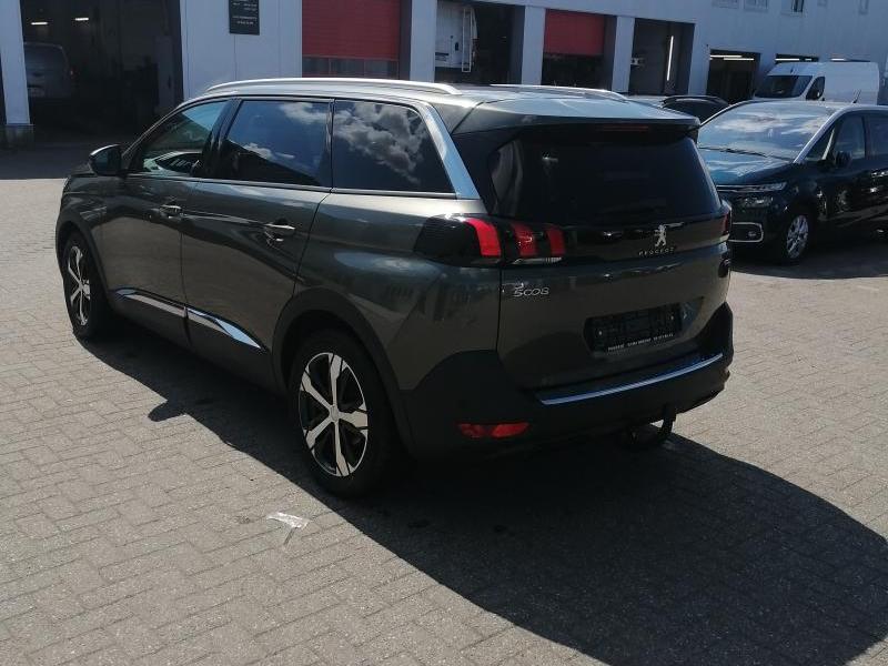 Image of Peugeot 5008