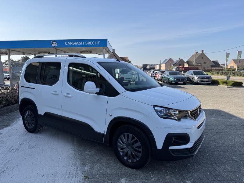 Image of Peugeot Rifter