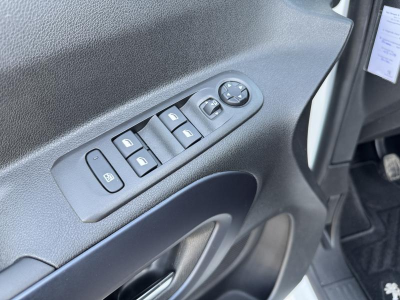 Image of Peugeot Rifter