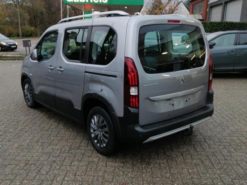 Image of Peugeot Rifter