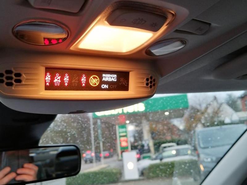 Image of Peugeot Rifter