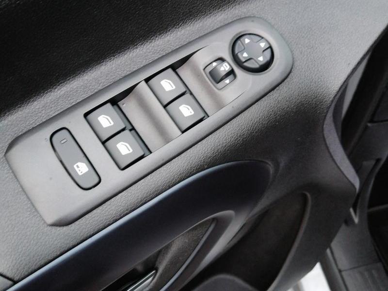 Image of Peugeot Rifter