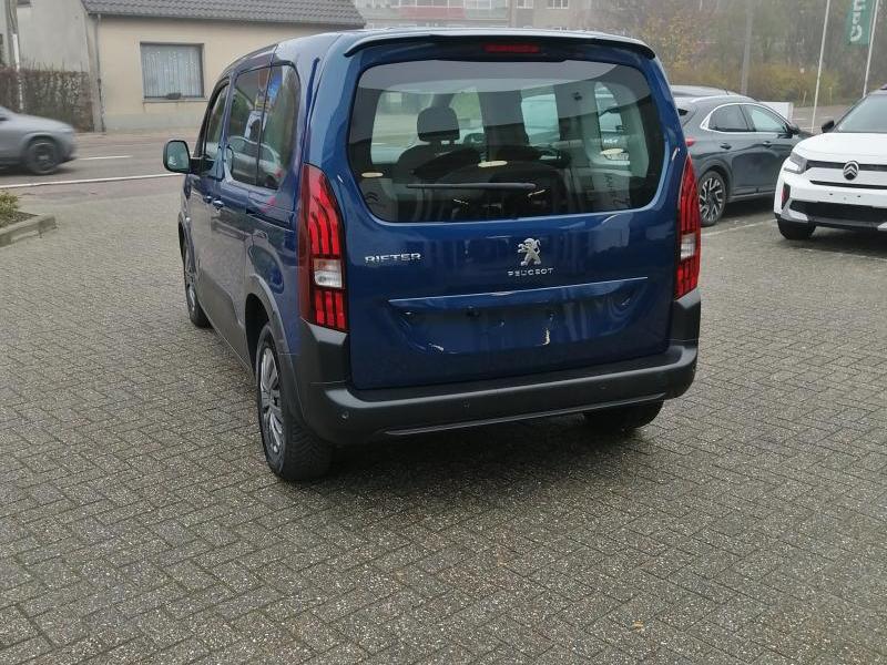 Image of Peugeot Rifter